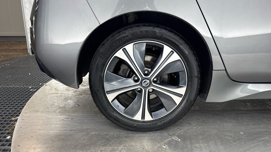 Nissan Leaf Acenta Grey #17