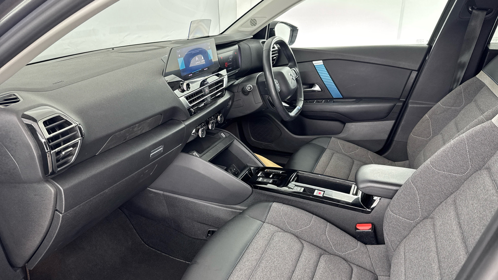 Citroen e-C4 50Kwh Shine Grey #10