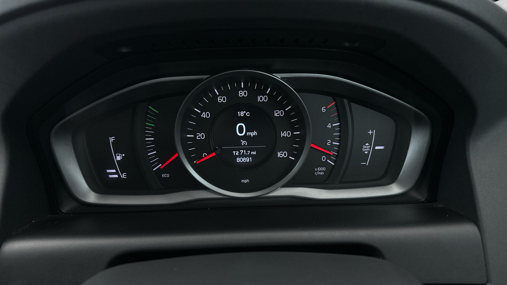 Volvo XC60  Black #16
