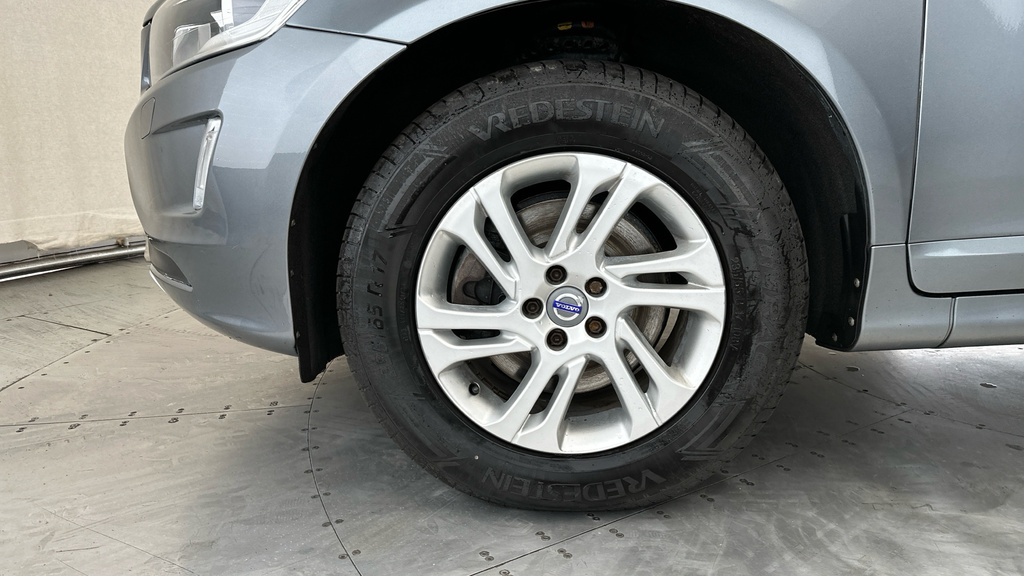 Volvo XC60  Black #20