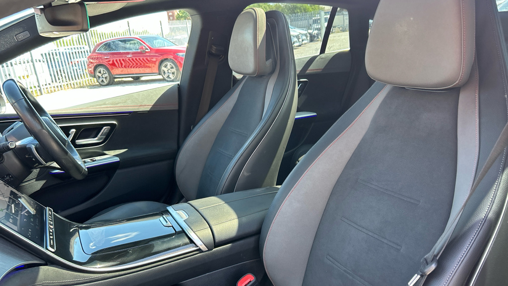 Mercedes-Benz EQE Amg Line Silver #25