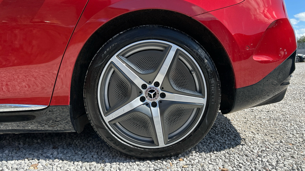 Mercedes-Benz EQE Amg Line Silver #22
