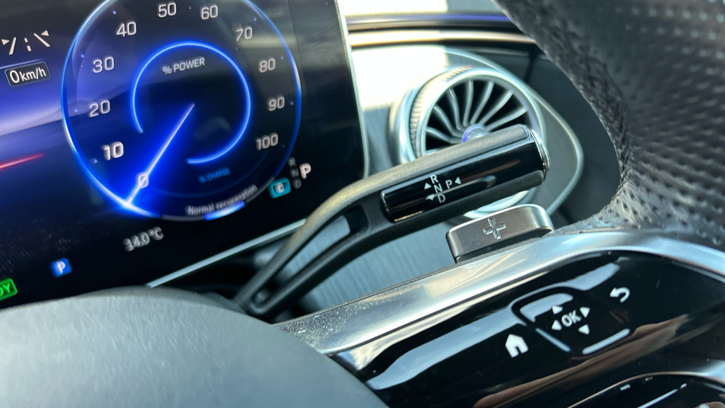 Mercedes-Benz EQE Amg Line Silver #35