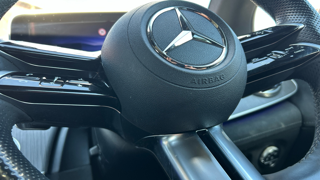 Mercedes-Benz EQE Amg Line Silver #31