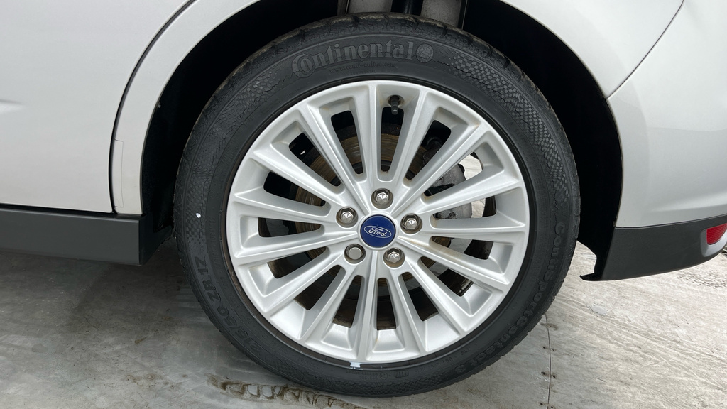 Ford C-Max 1.0 Ecoboost 125 Titanium White #23