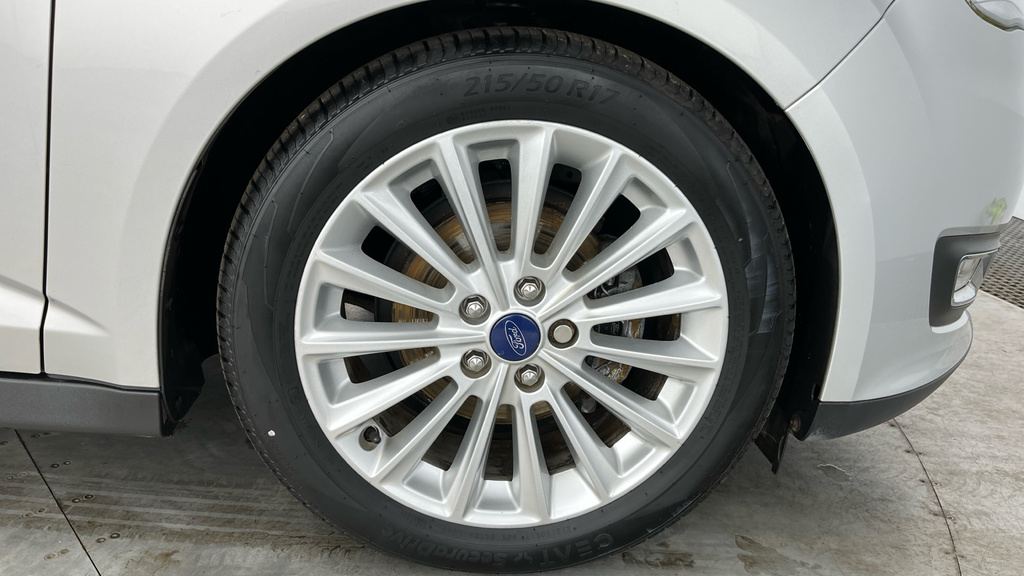 Ford C-Max 1.0 Ecoboost 125 Titanium White #25