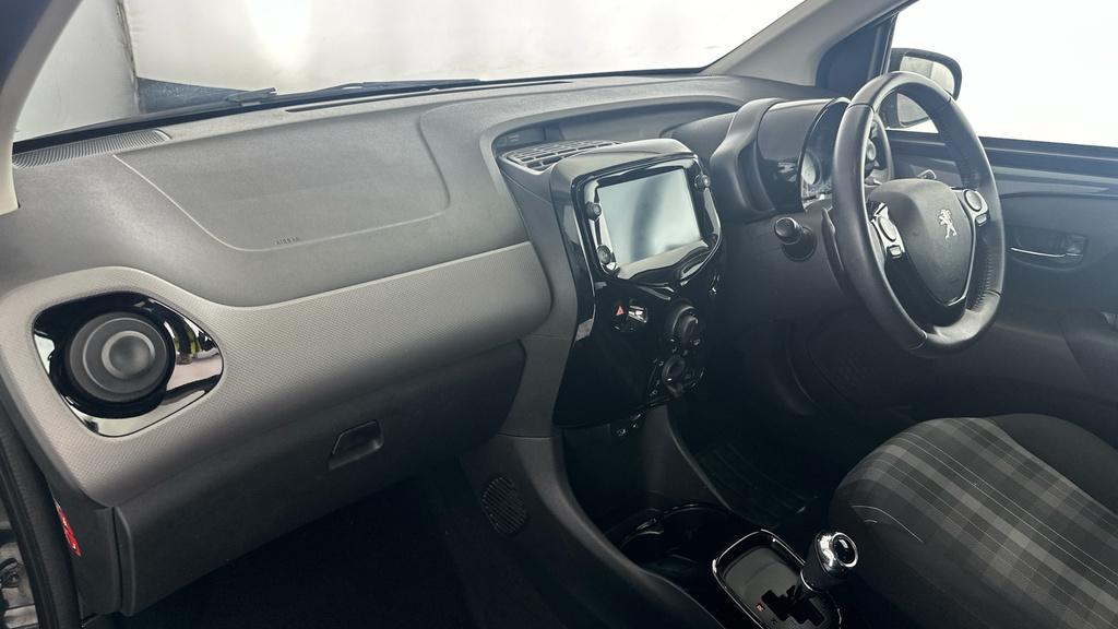 Peugeot 108 Active Blue #10