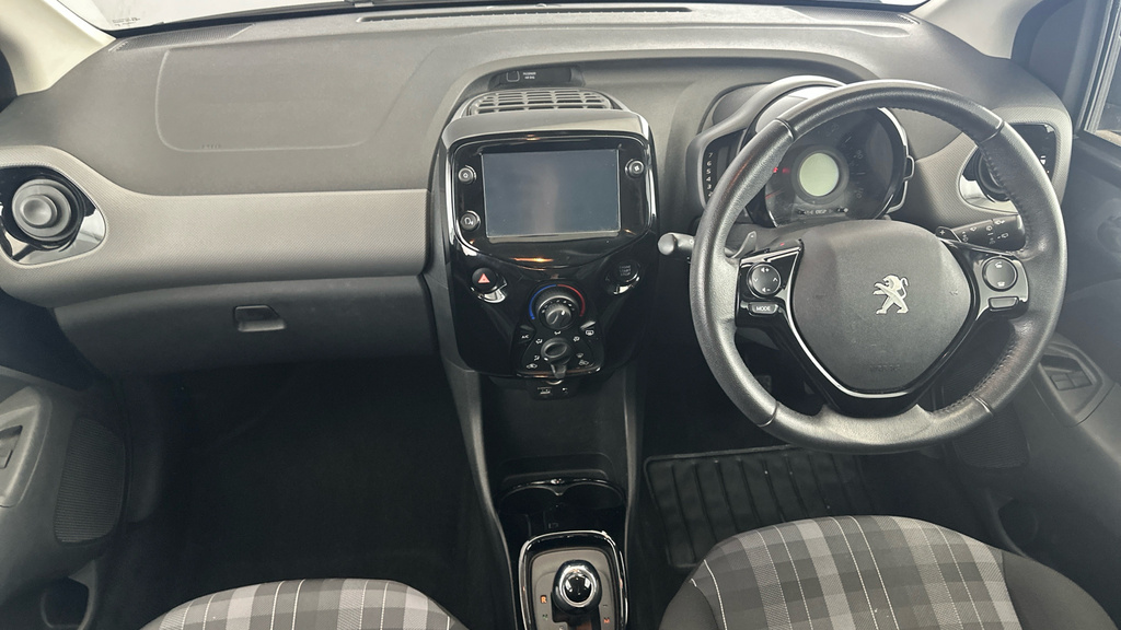 Peugeot 108 Active Blue #11