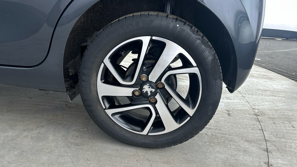 Peugeot 108 Active Blue #22