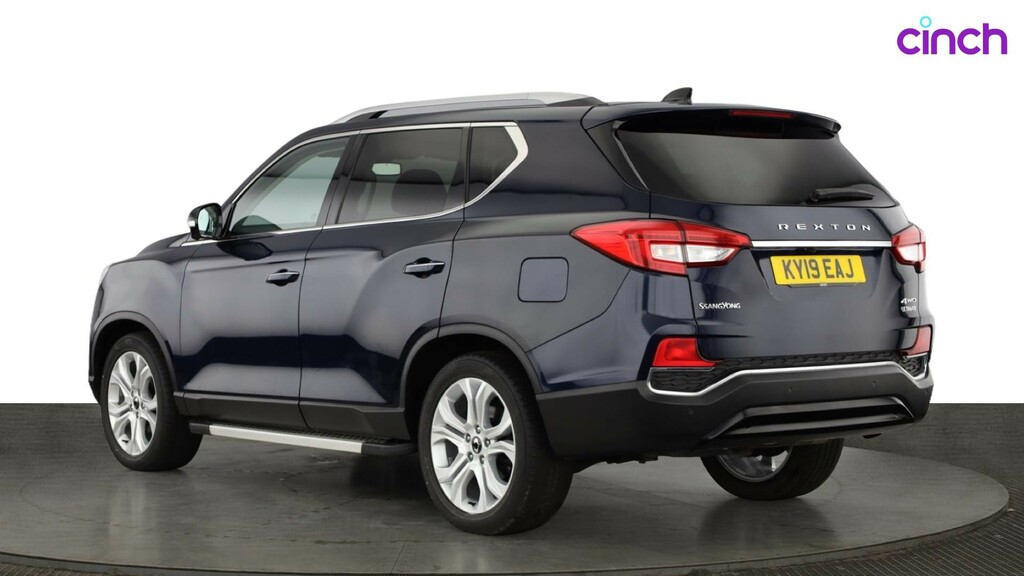 SsangYong Rexton Ultimate White #5