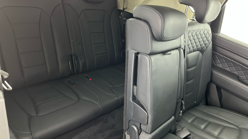 SsangYong Rexton Ultimate White #33