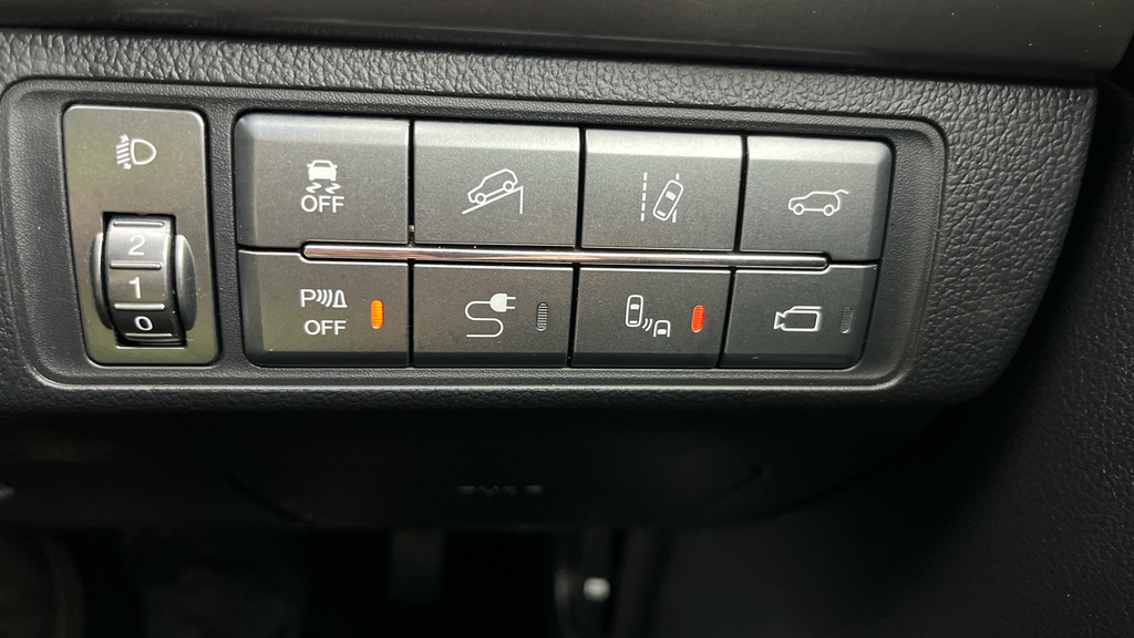 SsangYong Rexton Ultimate White #38