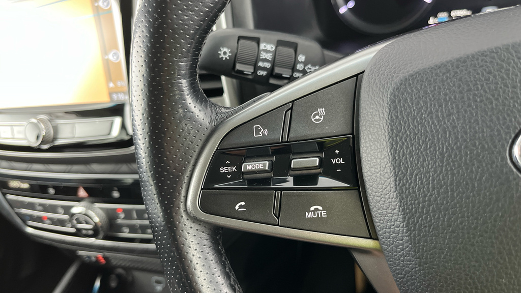 SsangYong Rexton Ultimate White #10