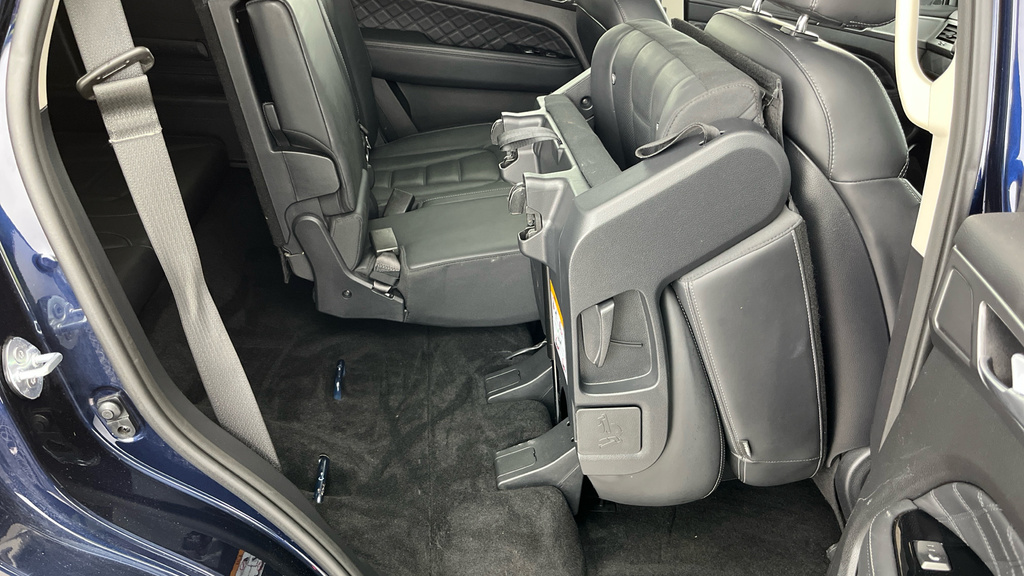 SsangYong Rexton Ultimate White #34