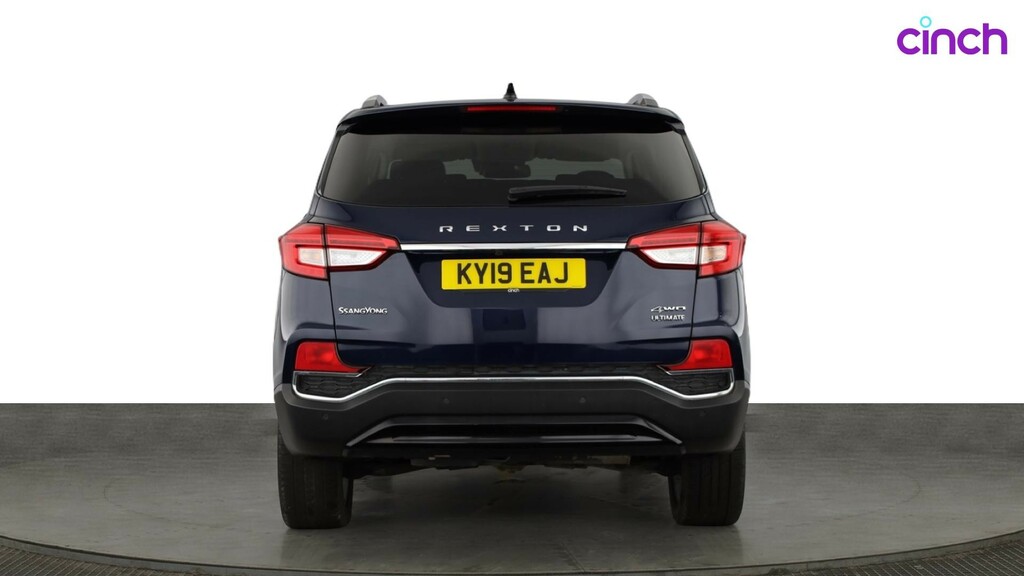 SsangYong Rexton Ultimate White #4