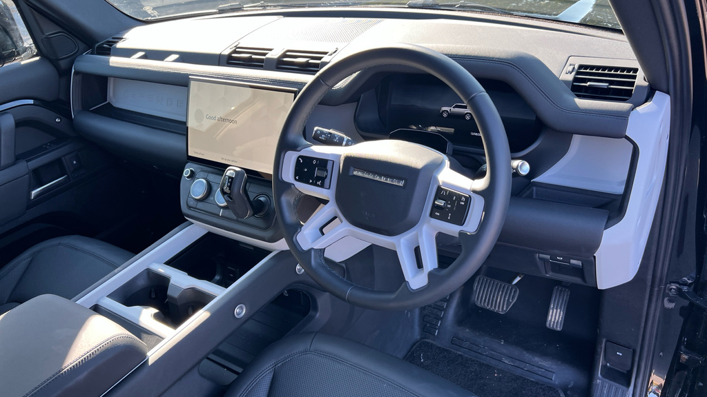 Land Rover Defender Octa  #12
