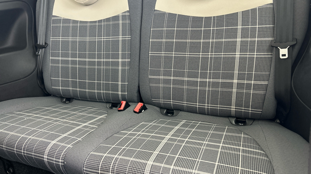 Fiat 500 Pop Black #19