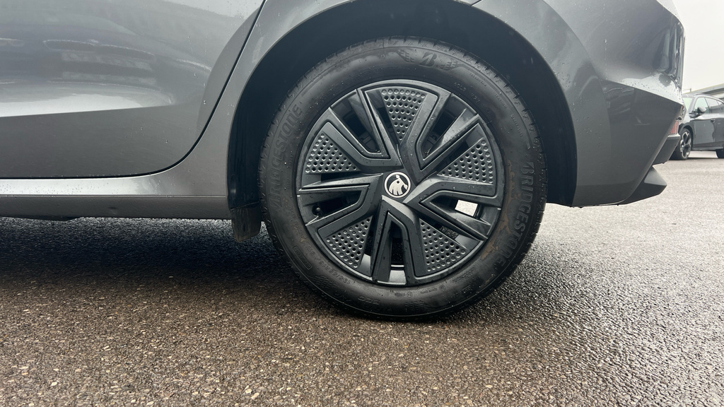 Skoda Fabia Petrol Blue #18