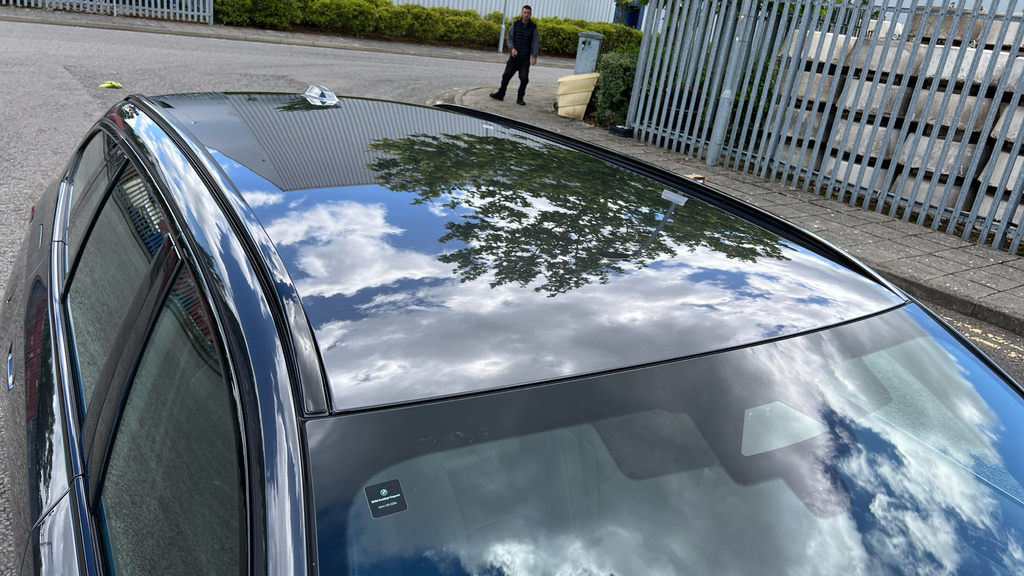 BMW 5 Series Saloon Black #30