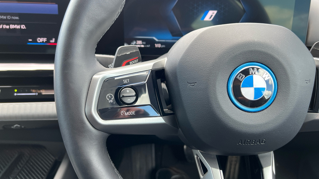BMW 5 Series Saloon Black #20