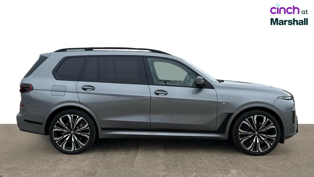 BMW X7 3L Excellence White #2