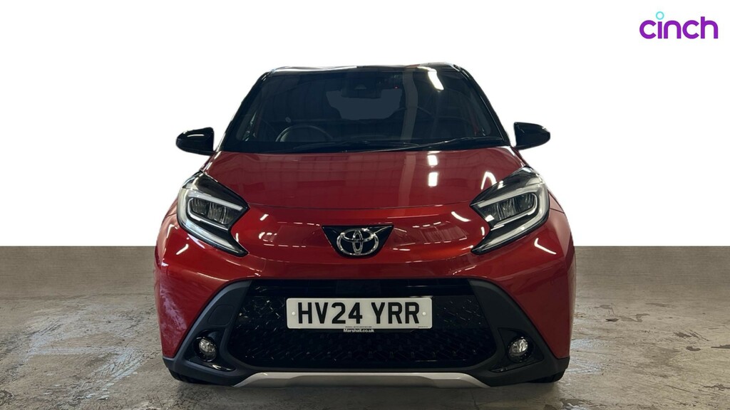 Toyota Aygo X 1L Edge White #9