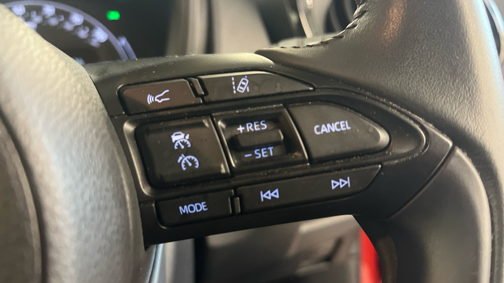 Toyota Aygo X 1L Edge White #34