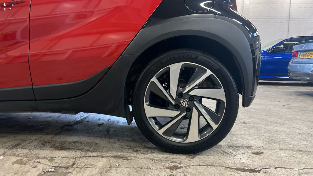 Toyota Aygo X 1L Edge White #21