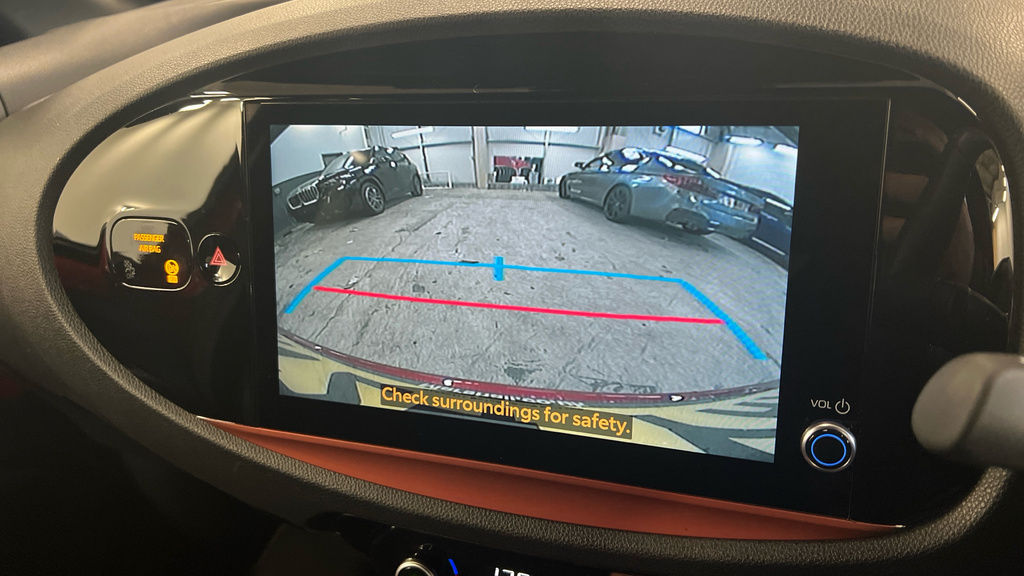 Toyota Aygo X 1L Edge White #6