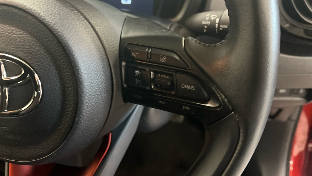 Toyota Aygo X 1L Edge White #26