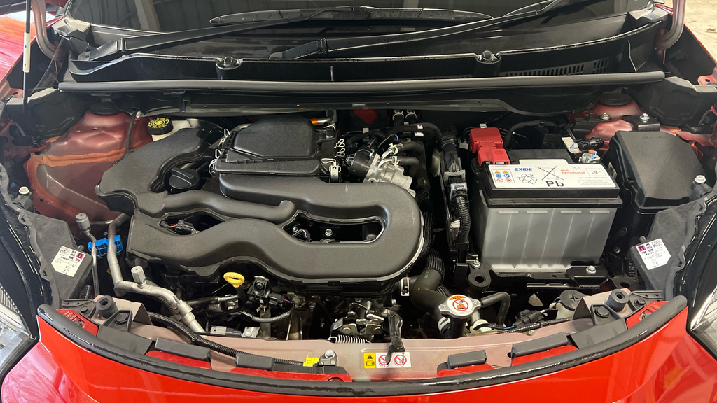 Toyota Aygo X 1L Edge White #19