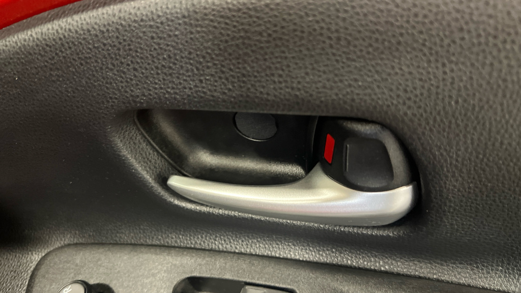 Toyota Aygo X 1L Edge White #25