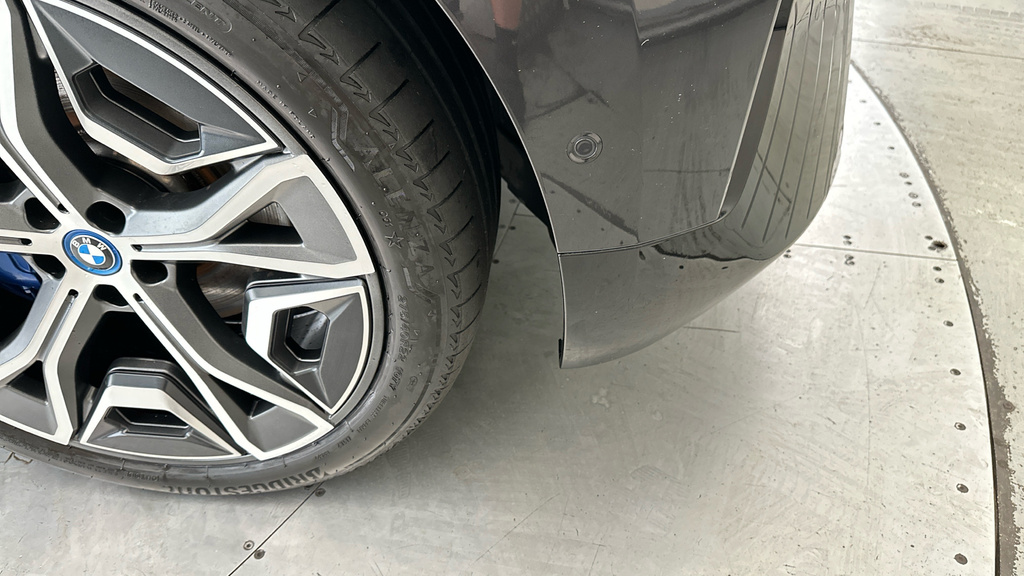 BMW iX M Sport Black #4