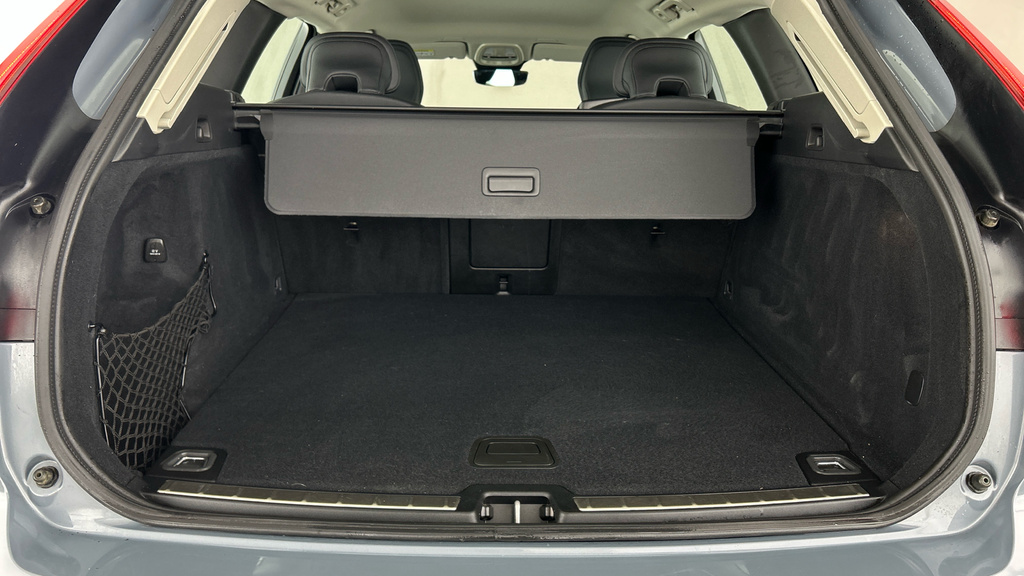 Volvo XC60 2L Plus Grey #23