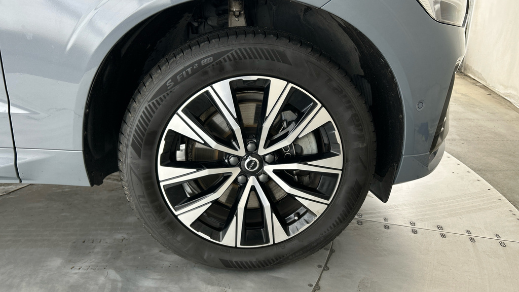Volvo XC60 2L Plus Grey #28