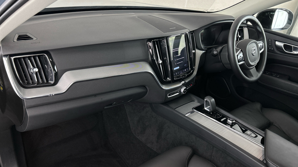 Volvo XC60 2L Plus Grey #15