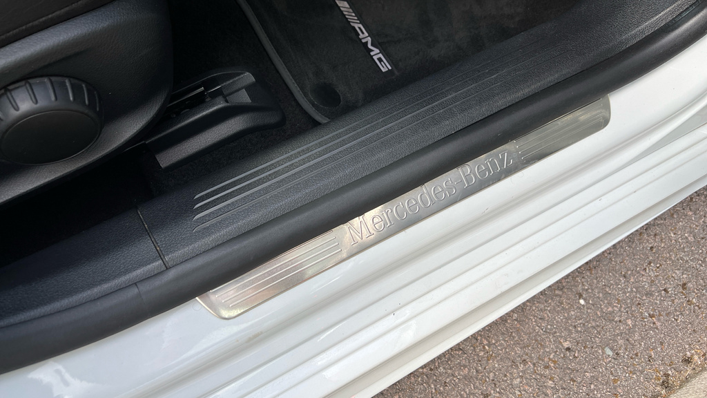 Mercedes-Benz CLA Class White #44