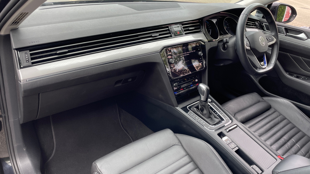 Volkswagen Passat Sel Grey #12