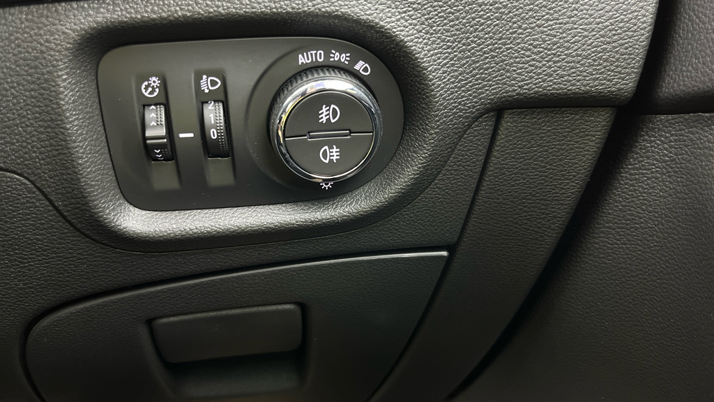 Vauxhall Astra Griffin Edition Black #10
