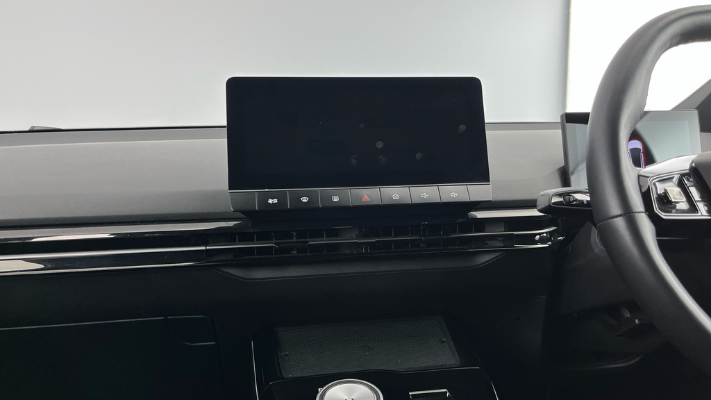 MG MG4 150Kw Trophy Ev Long Range 64Kwh Black #17