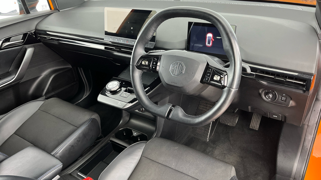 MG MG4 150Kw Trophy Ev Long Range 64Kwh Black #9