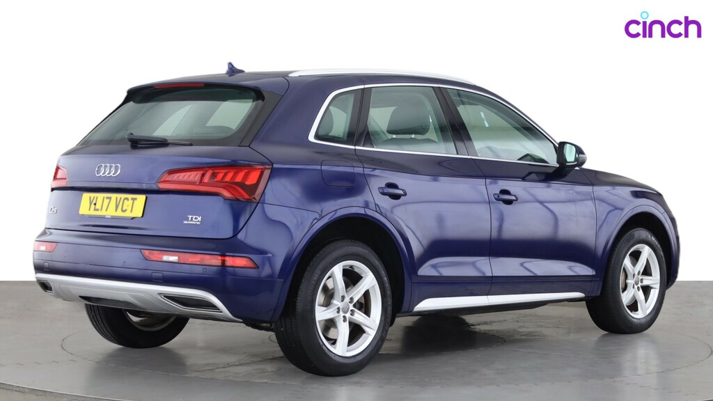 Audi Q5 Sport Black #5