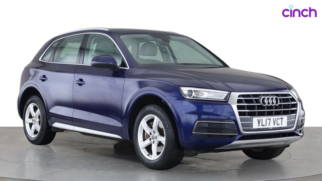 Audi Q5 Sport Black #1