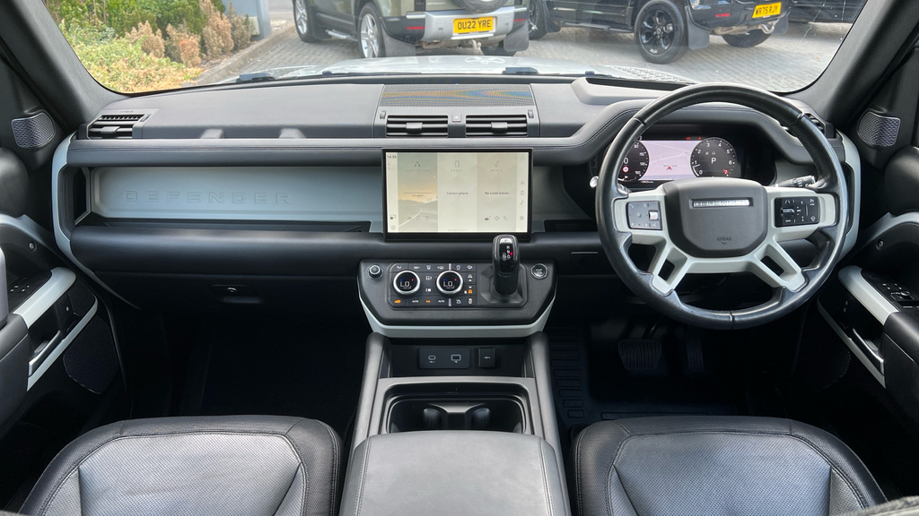 Land Rover Defender   #38