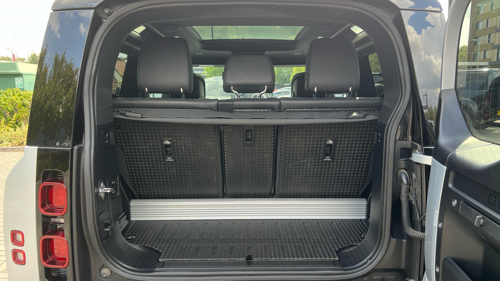 Land Rover Defender   #27