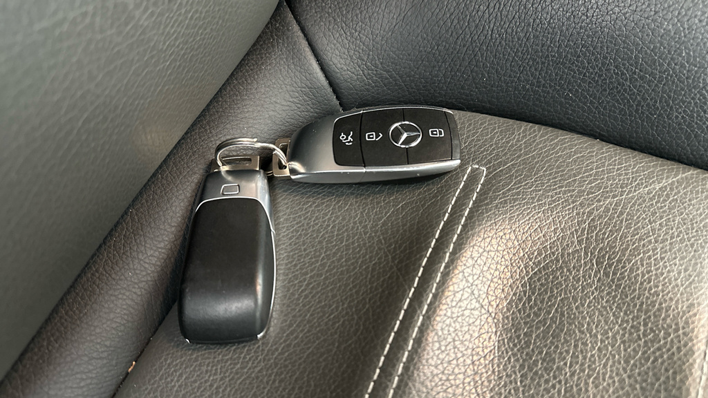 Mercedes-Benz CLA Class 200 Amg Line Executive Tip Black #32