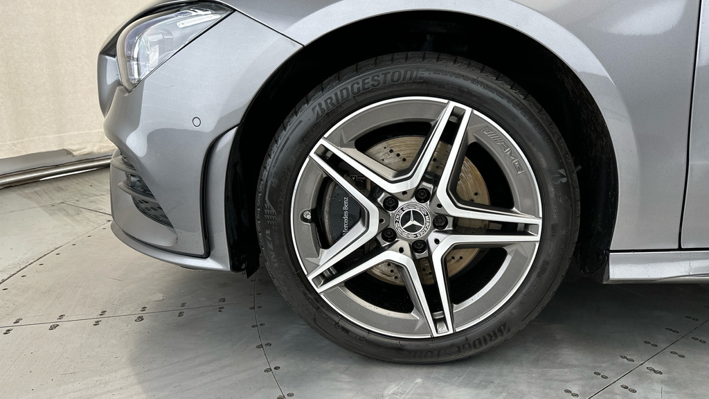 Mercedes-Benz CLA Class 200 Amg Line Executive Tip Black #27