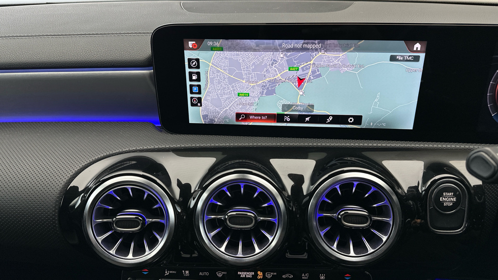 Mercedes-Benz CLA Class 200 Amg Line Executive Tip Black #21