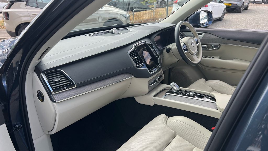 Volvo XC90 B5 Plus Awd Silver #10