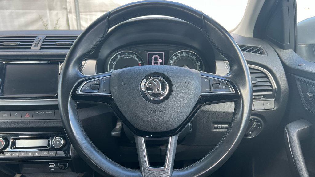 Skoda Fabia Red #33